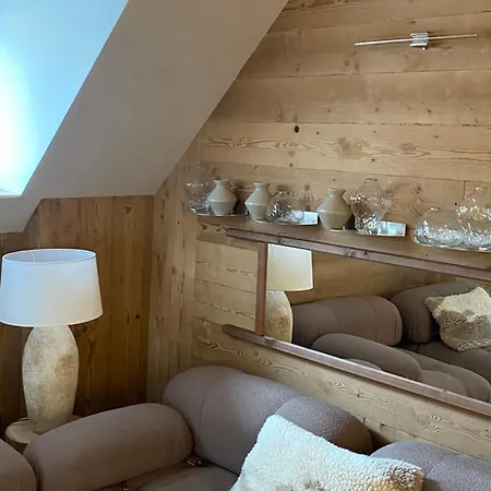 Casa Neste: Grange Renovee De Gamme Шале Арро